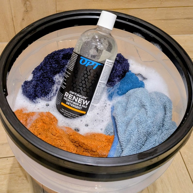 Optimum RENEW 946ml - płyn do prania mikrofibr, przywraca chłonność i czystość