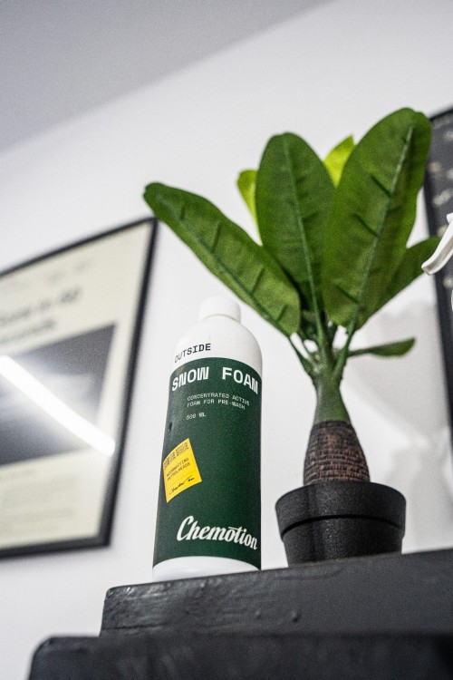 Chemotion Snow Foam 1L – Zasadowa Aktywna Piana do Mycia Wstępnego