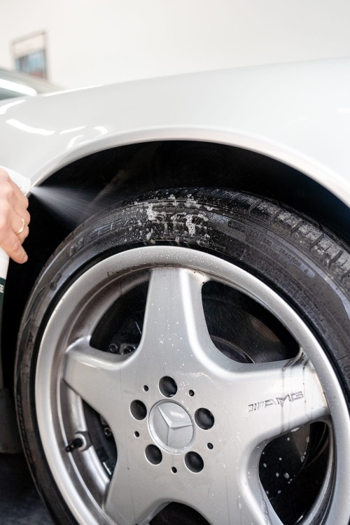 Chemotion Tyre And Wheel Cleaner 500ML - Środek Do Czyszczenia Opon i Felg