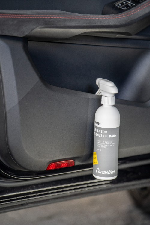 Chemotion Interior Dressing Dark 250ML - Środek Do Zabezpieczenia Plastików Mocno Przyciemniający Matowy