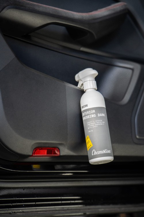 Chemotion Interior Dressing Dark 500ML - Środek Do Zabezpieczenia Plastików Mocno Przyciemniający Matowy